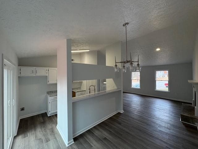 4 bedroom, 2 bathroom single family residence for rent at 782 Fox Valley Drive, Stone Mountain, GA 30088 for $2,000 a month — photo 3