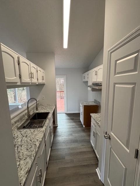 4 bedroom, 2 bathroom single family residence for rent at 782 Fox Valley Drive, Stone Mountain, GA 30088 for $2,000 a month — photo 4