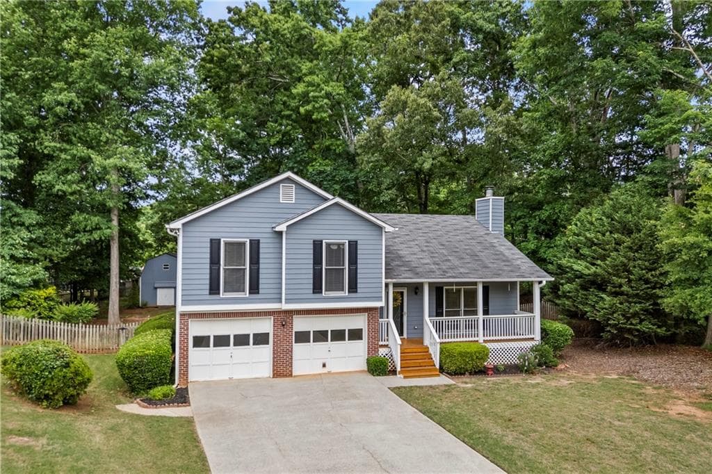 3 bedroom, 3 bathroom, 1,887 sq ft single family residence for sale at 455 Charlyne Way, Dacula, GA 30019 — photo 4