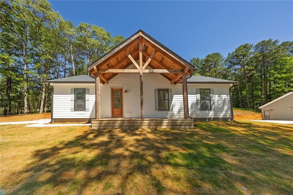 3 bedroom, 2 bathroom, 1,350 sq ft single family residence sold at 774 Donahoo Road, Silver Creek, GA 30173