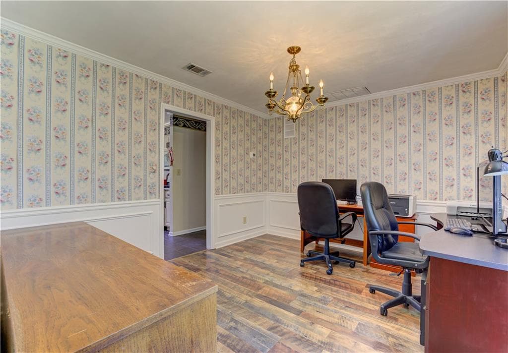4 bedroom, 3 bathroom, 2,410 sq ft single family residence for sale at 6310 Black Oak Drive, Cumming, GA 30040 — photo 10
