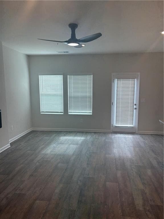3 bedroom, 3 bathroom townhouse for rent at 11522 Kimberly Way, Hampton, GA 30228 for $2,200 a month — photo 2