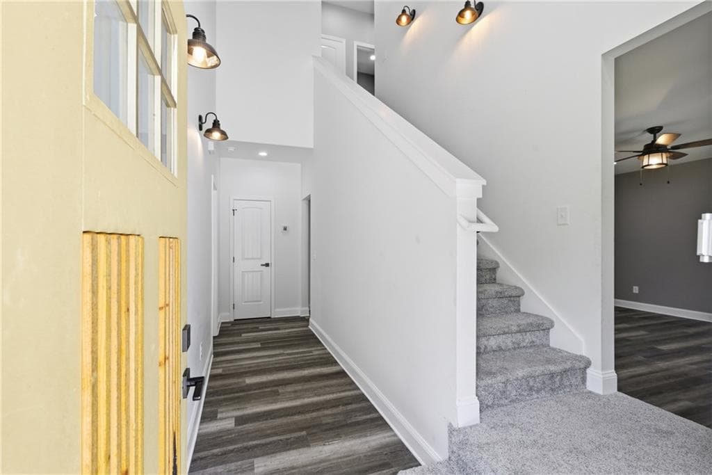 3 bedroom, 2 bathroom, 2,370 sq ft single family residence under contract at 357 Orchard Way, Calhoun, GA 30701 — photo 9