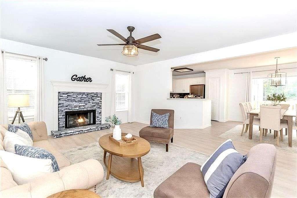 3 bedroom, 3 bathroom, 1,615 sq ft single family residence under contract at 6230 Dana Way, Cumming, GA 30040 — photo 2