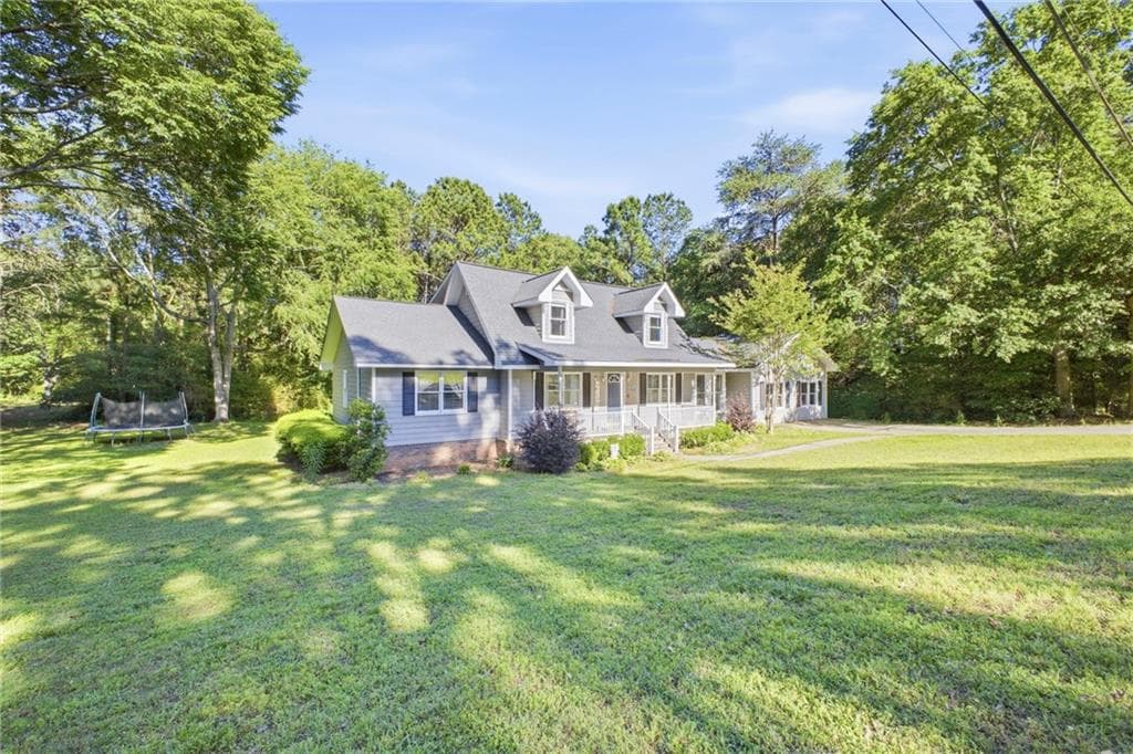4 bedroom, 4 bathroom, 2,784 sq ft single family residence for sale at 111 Mount Vernon Drive, Calhoun, GA 30701 — photo 2