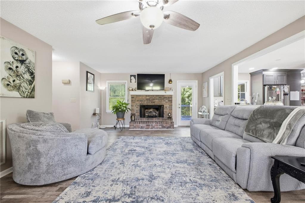 4 bedroom, 4 bathroom, 2,784 sq ft single family residence for sale at 111 Mount Vernon Drive, Calhoun, GA 30701 — photo 5
