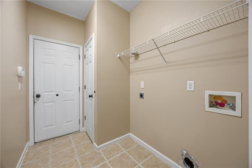 4 bedroom, 3 bathroom, 2,257 sq ft single family residence for rent at 1650 Huntcrest Way, Mableton, GA 30126 for $2,650 a month — photo 10