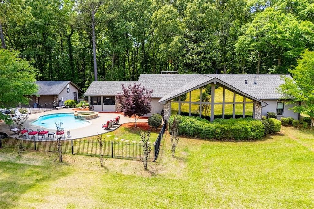 4 bedroom, 2 bathroom, 4,119 sq ft single family residence under contract at 1050 Denton Road, Douglasville, GA 30134