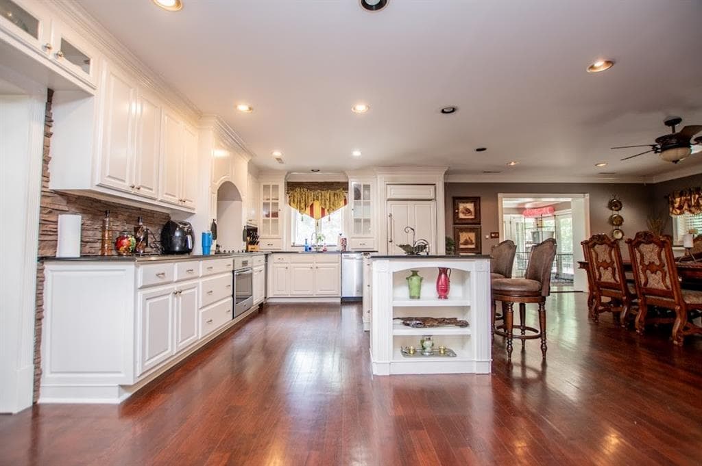 4 bedroom, 2 bathroom, 4,119 sq ft single family residence under contract at 1050 Denton Road, Douglasville, GA 30134 — photo 5