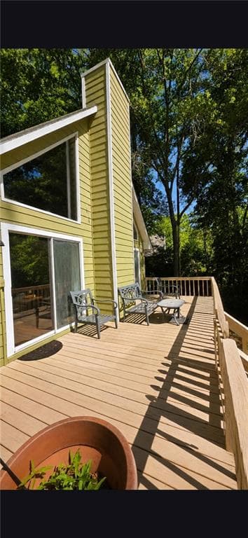 3 bedroom, 2 bathroom, 1,440 sq ft single family residence for sale at 356 Anchor Point Drive, Eatonton, GA 31024 — photo 7