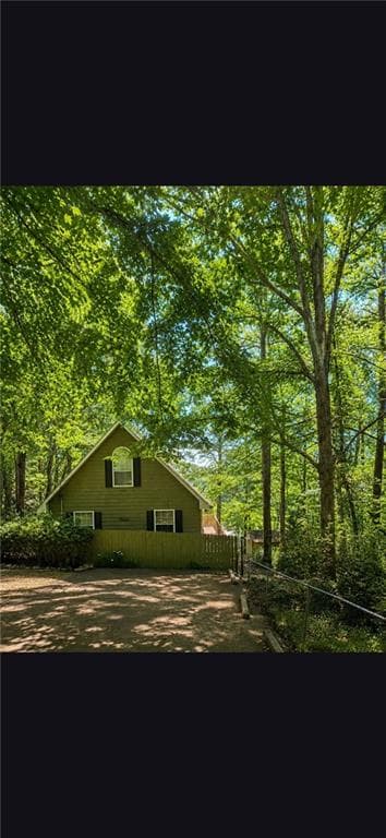 3 bedroom, 2 bathroom, 1,440 sq ft single family residence for sale at 356 Anchor Point Drive, Eatonton, GA 31024 — photo 3