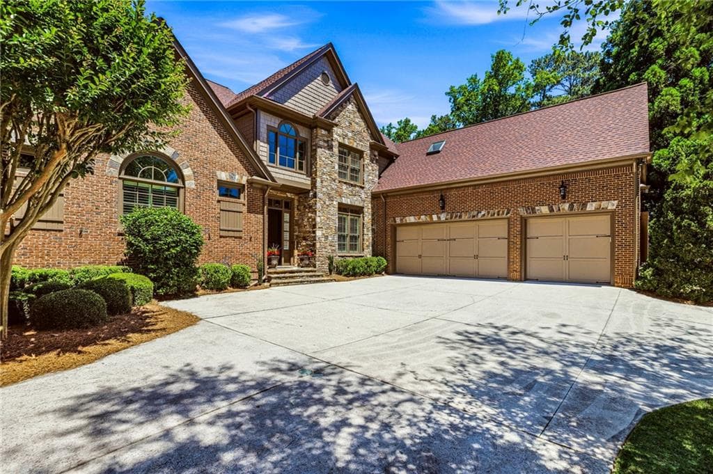 5 bedroom, 6 bathroom, 5,532 sq ft single family residence sold at 214 Shadowlawn Road, Marietta, GA 30067