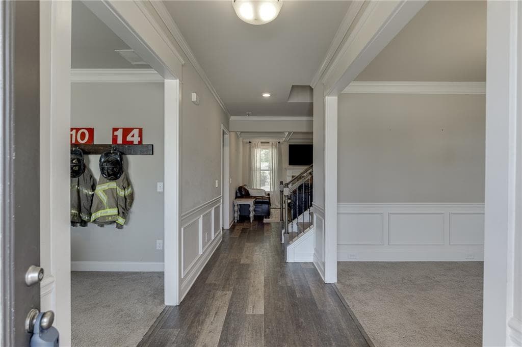 5 bedroom, 3 bathroom, 3,199 sq ft single family residence under contract at 62 Sandhill Lane, Jefferson, GA 30549 — photo 4