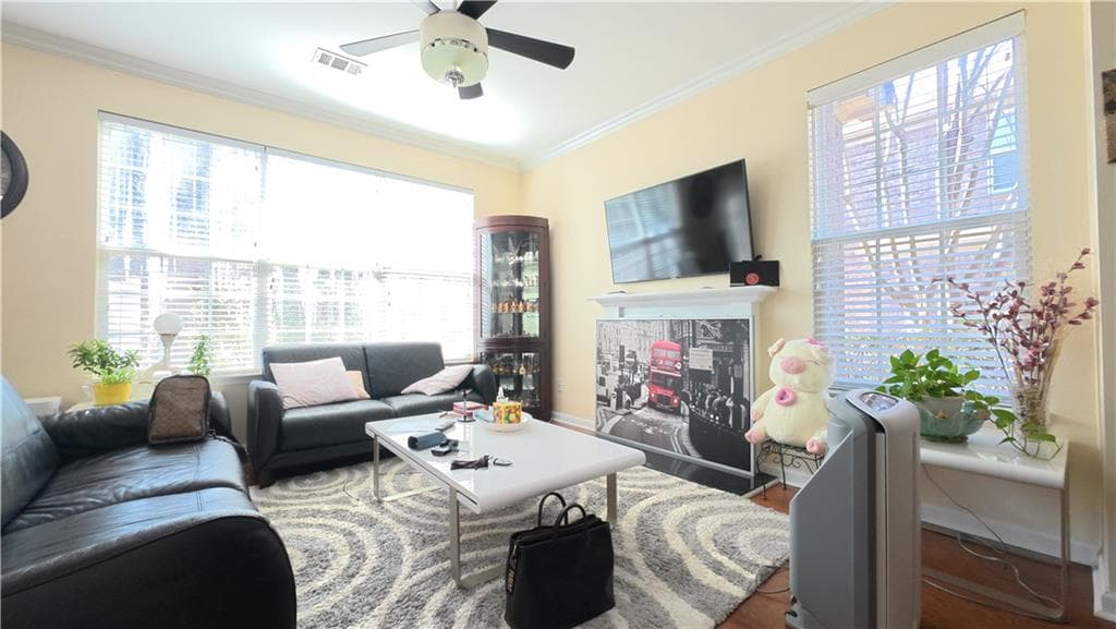 3 bedroom, 3 bathroom, 1,848 sq ft townhouse for sale at 3192 Brockenhurst Drive, Buford, GA 30519 — photo 6