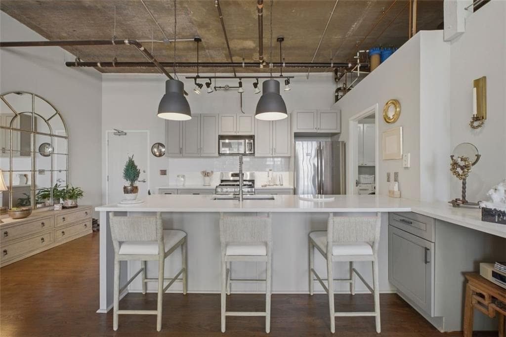 1 bedroom, 1 bathroom, 980 sq ft condominium for sale at 3235 Roswell Road 402, Atlanta, GA 30305 — photo 10