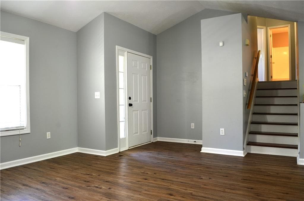 4 bedroom, 3 bathroom, 1,496 sq ft single family residence for sale at 43 Stiles Court, Cartersville, GA 30120 — photo 3