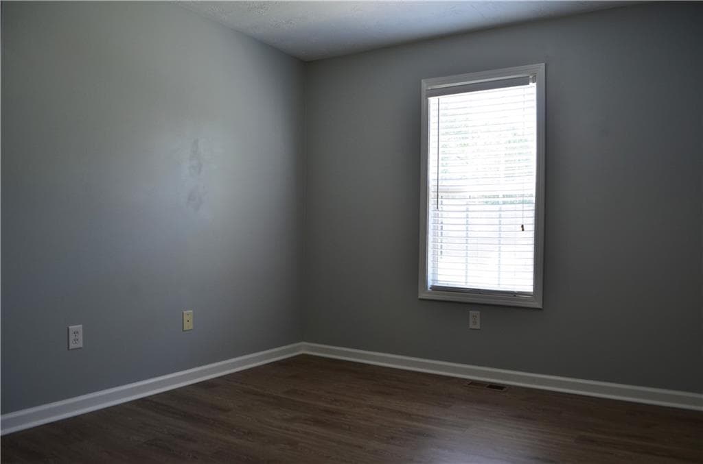 4 bedroom, 3 bathroom, 1,496 sq ft single family residence for sale at 43 Stiles Court, Cartersville, GA 30120 — photo 7