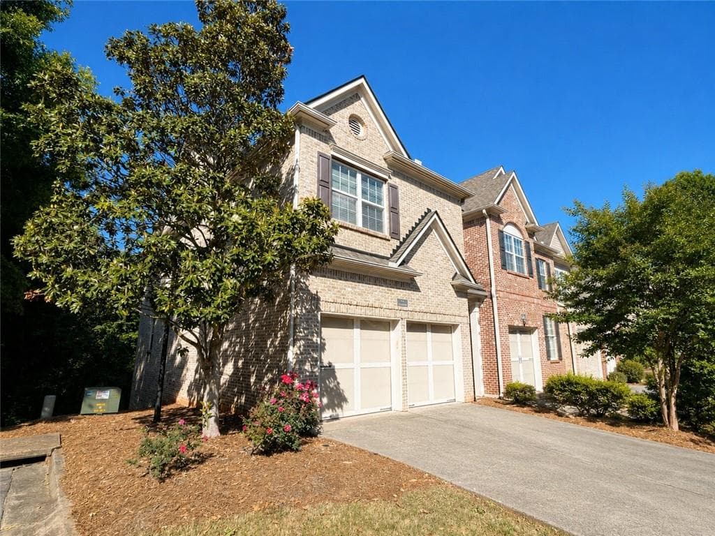 3 bedroom, 4 bathroom, 3,067 sq ft townhouse under contract at 4265 Cold Spring Court, Cumming, GA 30041 — photo 2