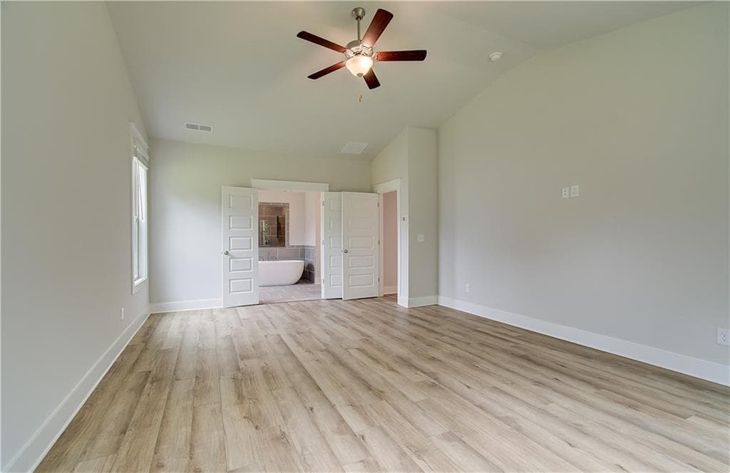 4 bedroom, 4 bathroom, 3,669 sq ft single family residence under contract at 107 Homesite Saddle Drive, Senoia, GA 30276 — photo 9