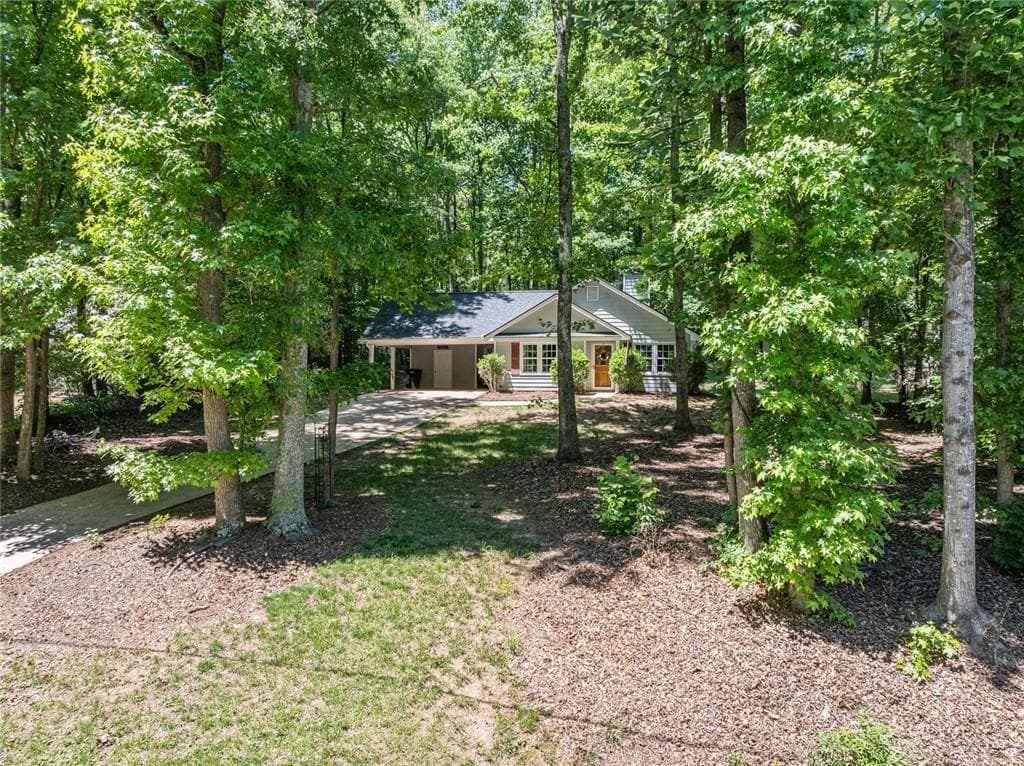 3430 Lakeside Lane, Cumming, GA 30040 — most recent listing photo