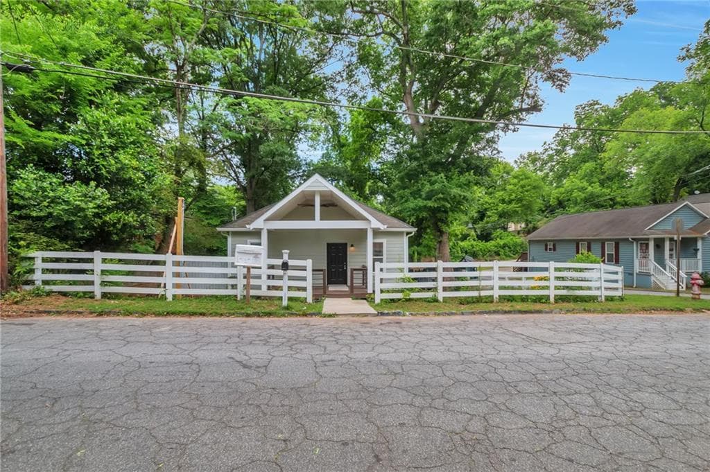 3 bedroom, 2 bathroom, 1,472 sq ft single family residence for sale at 1841 Phillips Avenue, Atlanta, GA 30344