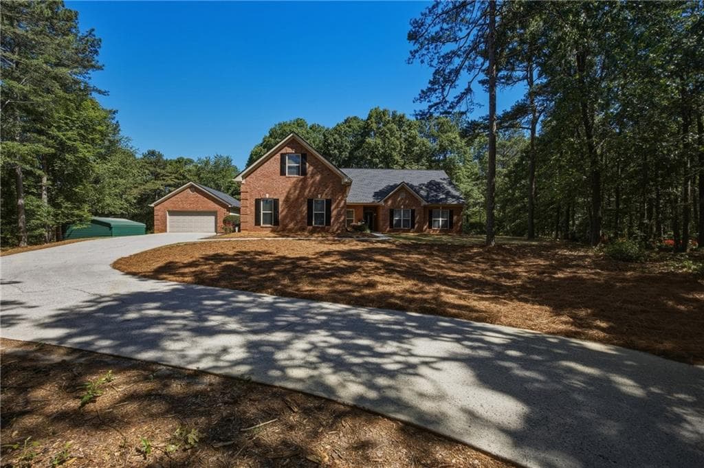4 bedroom, 3 bathroom, 3,031 sq ft single family residence for sale at 635 Marigot Way, Statham, GA 30666