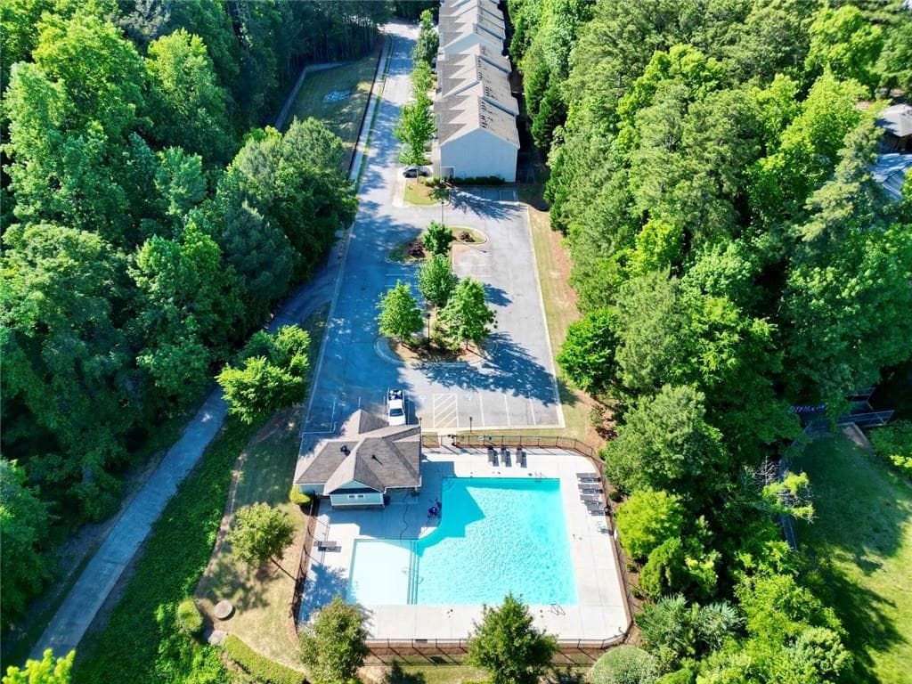 3 bedroom, 3 bathroom, 1,780 sq ft townhouse for sale at 2496 Norwood Park Crossing, Atlanta, GA 30340 — photo 5