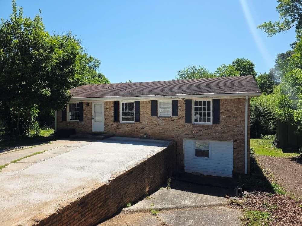 3 bedroom, 2 bathroom, 2,112 sq ft single family residence sold at 3119 Nursery Road, Smyrna, GA 30082