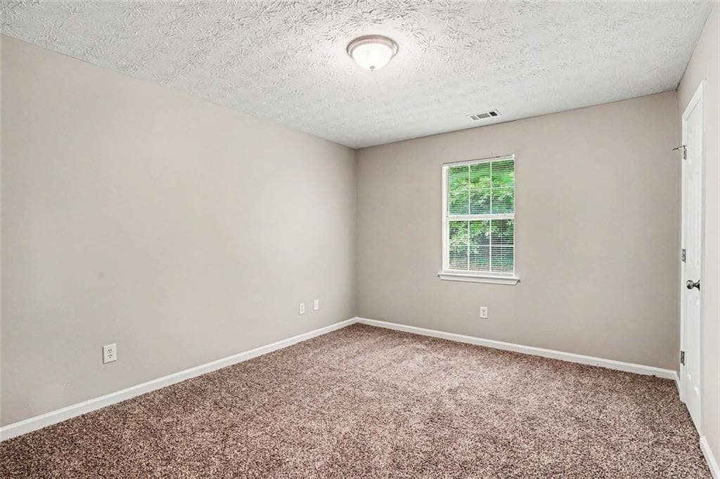 3 bedroom, 2 bathroom, 1,326 sq ft single family residence for sale at 66 Mallie Court, Hampton, GA 30228 — photo 10