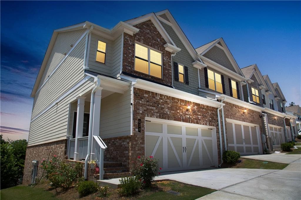 3 bedroom, 3 bathroom, 1,857 sq ft townhouse for sale at 339 Cherryhill Lane, Woodstock, GA 30188