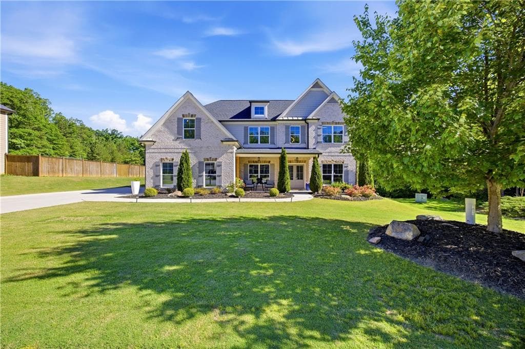 5 bedroom, 4 bathroom, 3,175 sq ft single family residence for sale at 7055 Concord Brook Lane, Cumming, GA 30028 — photo 2