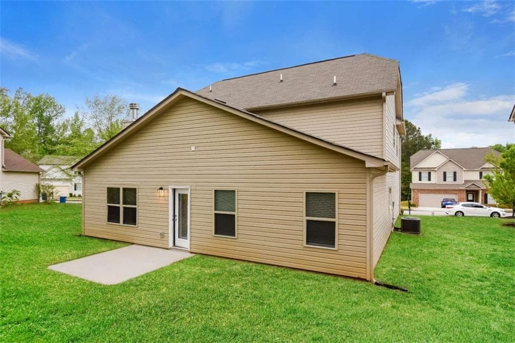 4 bedroom, 4 bathroom, 2,700 sq ft single family residence for sale at 228 Stephens Mill Drive, Dallas, GA 30157 — photo 2