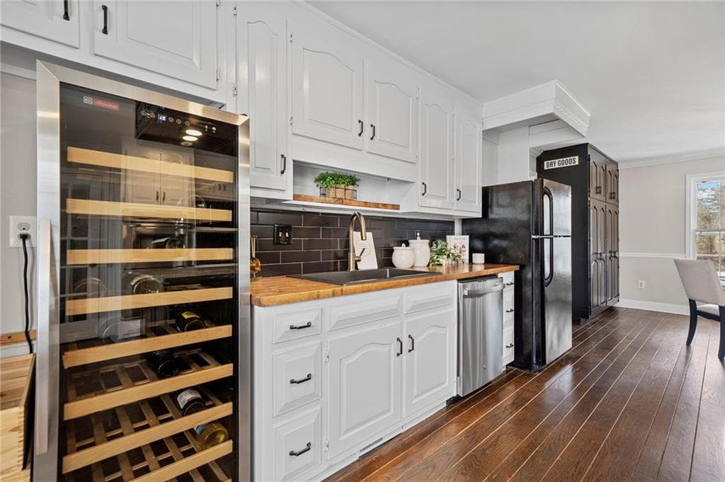 3 bedroom, 5 bathroom, 5,193 sq ft single family residence for sale at 5422 Hill Road, Powder Springs, GA 30127 — photo 10