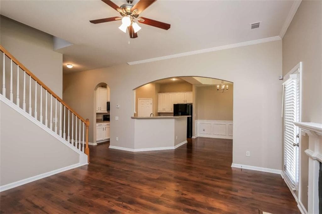 3 bedroom, 4 bathroom, 2,000 sq ft single family residence for sale at 7120 Silk Tree Pointe, Braselton, GA 30517 — photo 6