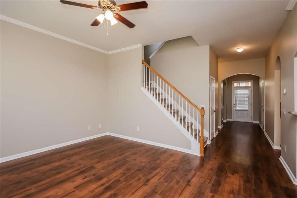 3 bedroom, 4 bathroom, 2,000 sq ft single family residence for sale at 7120 Silk Tree Pointe, Braselton, GA 30517 — photo 7