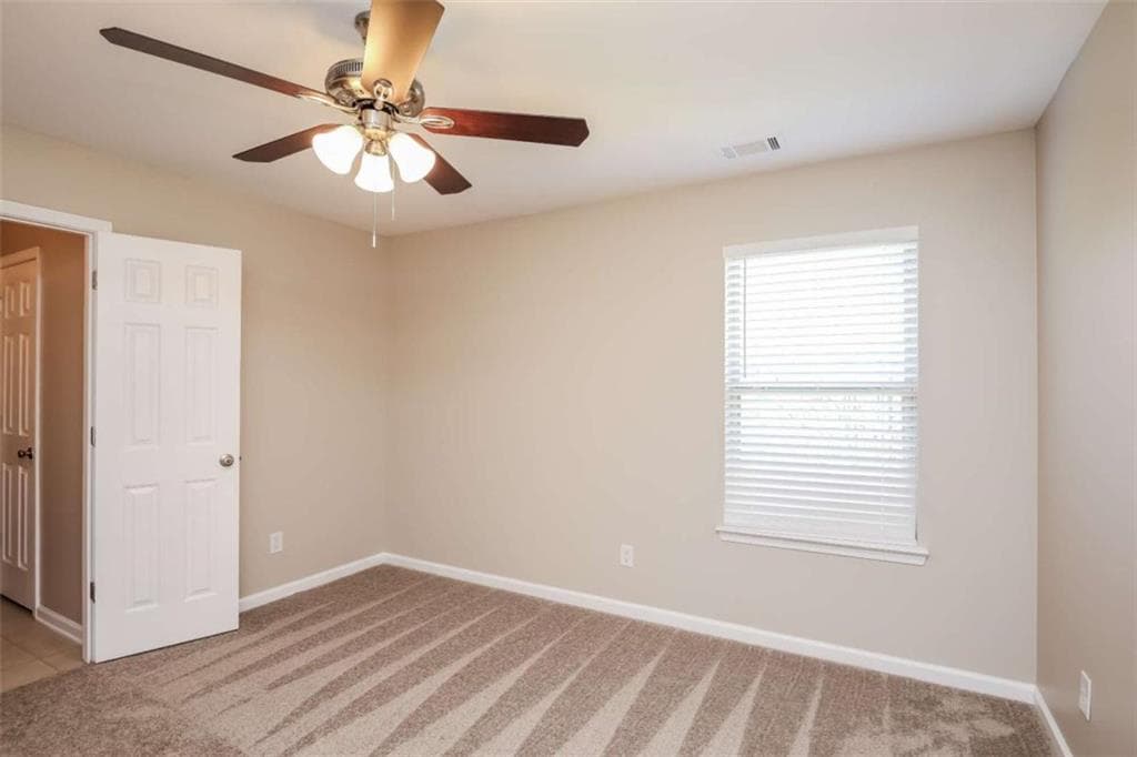 3 bedroom, 4 bathroom, 2,000 sq ft single family residence for sale at 7120 Silk Tree Pointe, Braselton, GA 30517 — photo 10