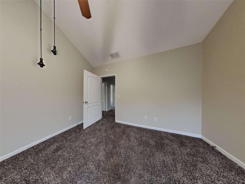 5 bedroom, 5 bathroom, 3,000 sq ft single family residence for sale at 14 Stone Court, Newnan, GA 30265 — photo 10