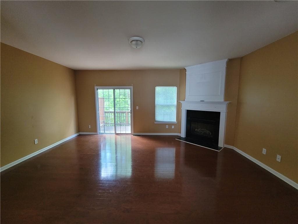 3 bedroom, 3 bathroom, 1,876 sq ft townhouse for sale at 6776 Blackstone Place 10, Mableton, GA 30126 — photo 4