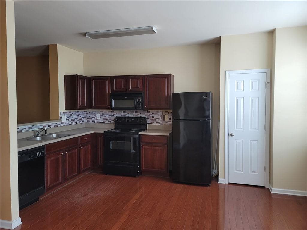 3 bedroom, 3 bathroom, 1,876 sq ft townhouse for sale at 6776 Blackstone Place 10, Mableton, GA 30126 — photo 10