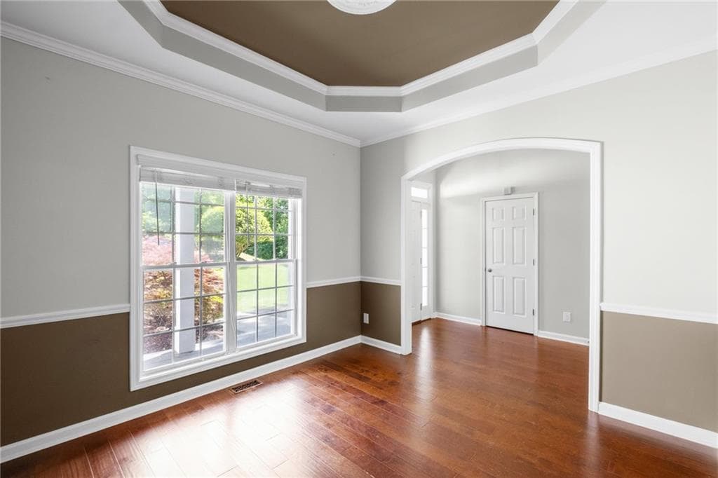 5 bedroom, 3 bathroom, 3,620 sq ft single family residence for sale at 406 Mistflower Court, Ball Ground, GA 30107 — photo 4