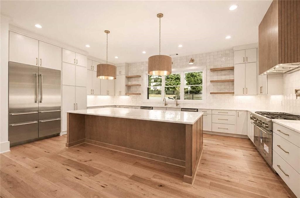 4 bedroom, 6 bathroom, 4,463 sq ft single family residence under contract at 1452 Rucker Circle, Woodstock, GA 30188 — photo 5
