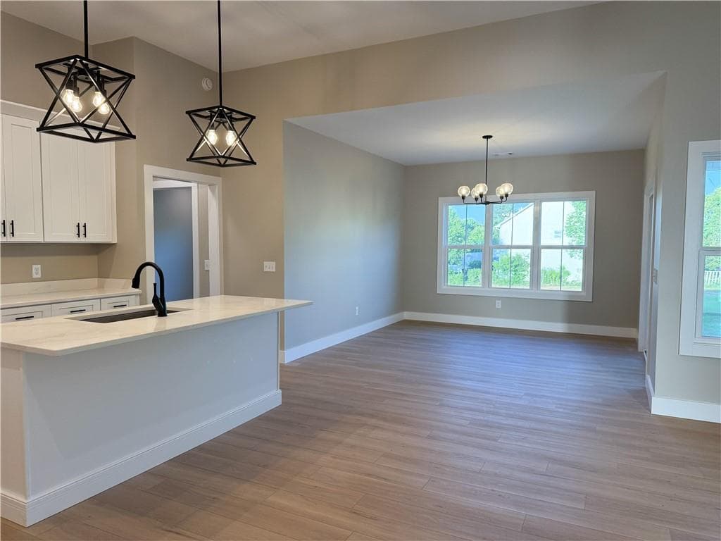 3 bedroom, 2 bathroom, 1,797 sq ft single family residence under contract at 113 Mill Stone Lane, Calhoun, GA 30701 — photo 7