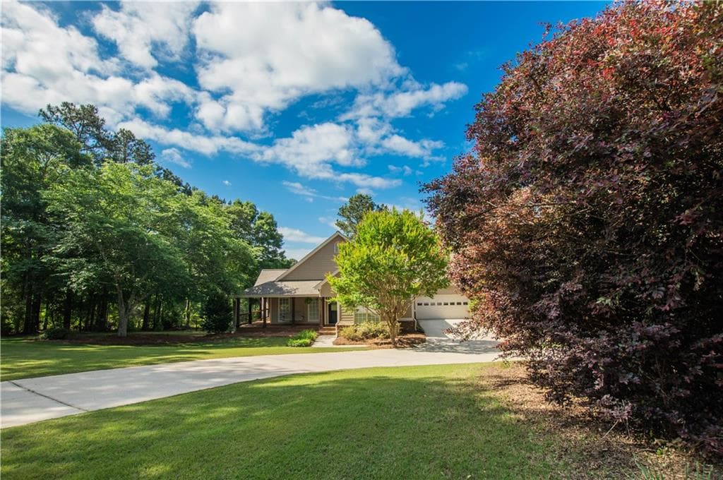 4 bedroom, 2 bathroom, 2,686 sq ft single family residence for sale at 3279 Wages Circle, Dacula, GA 30019 — photo 8