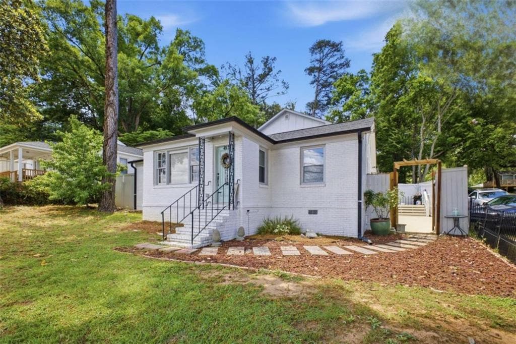 4 bedroom, 4 bathroom, 1,900 sq ft single family residence under contract at 4825 River Road, Columbus, GA 31904 — photo 3