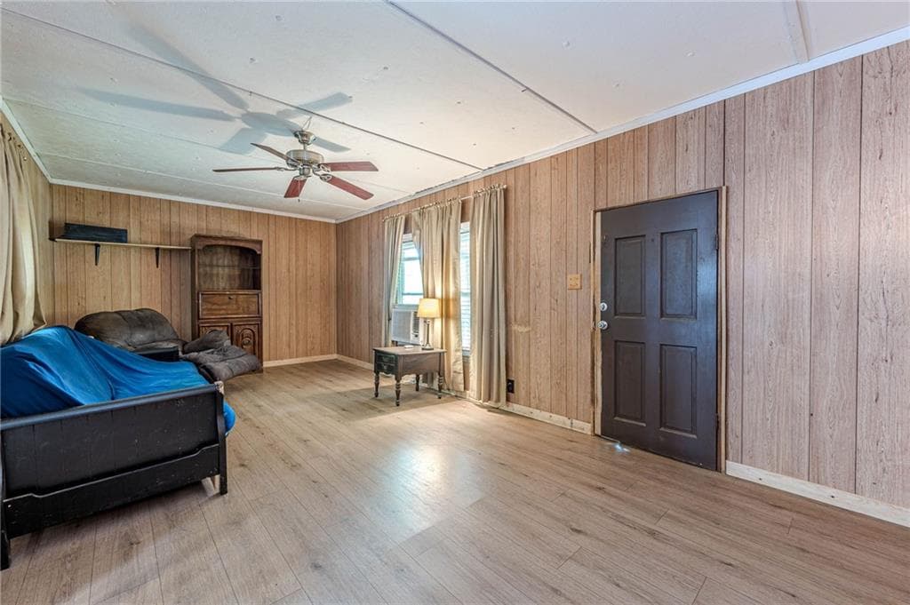 3 bedroom, 1 bathroom, 1,230 sq ft single family residence for sale at 90 SE Valley Trail, Acworth, GA 30101 — photo 8