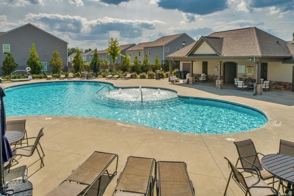 3 bedroom, 3 bathroom, 2,500 sq ft townhouse for rent at 5216 Barberry Avenue, Oakwood, GA 30566 for $1,999 a month — photo 2