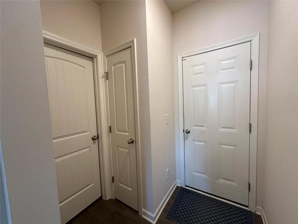 3 bedroom, 3 bathroom, 2,500 sq ft townhouse for rent at 5216 Barberry Avenue, Oakwood, GA 30566 for $1,999 a month — photo 7