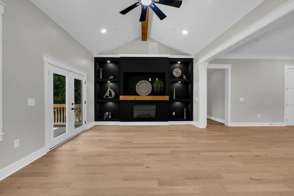 4 bedroom, 4 bathroom, 3,076 sq ft single family residence for sale at 571 Lawrence Street, Marietta, GA 30060 — photo 7