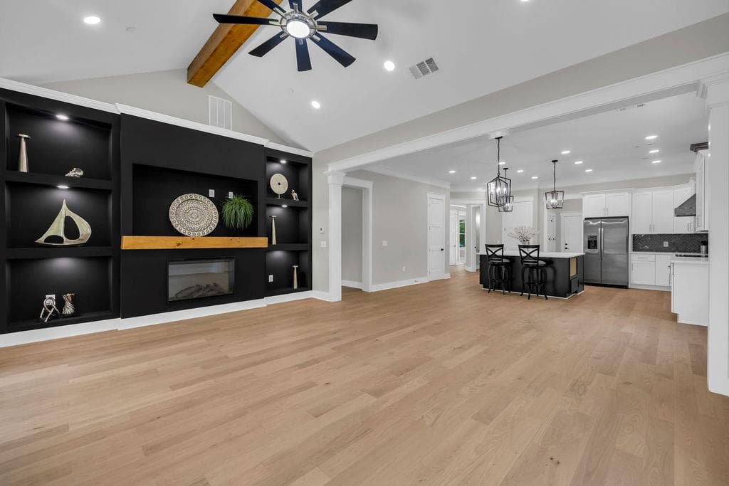4 bedroom, 4 bathroom, 3,076 sq ft single family residence for sale at 571 Lawrence Street, Marietta, GA 30060 — photo 8