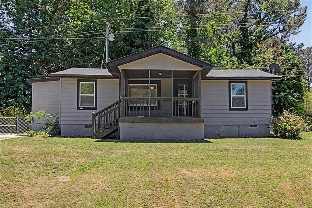 3 bedroom, 1 bathroom, 912 sq ft single family residence for sale at 290 Dock Hyde Road, Carrollton, GA 30116 — photo 1 of 30